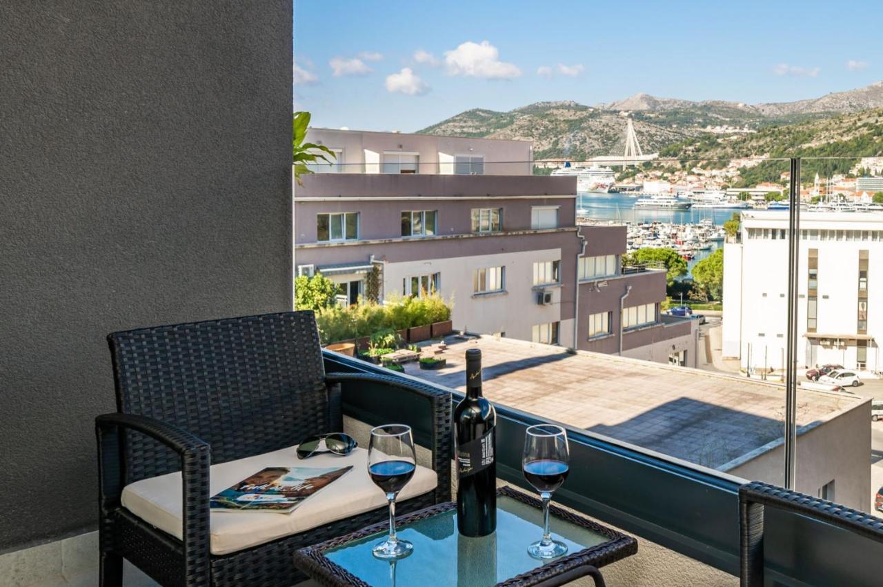 Gorgeous Dubrovnik Sea View Apartment With Free Parking Екстериор снимка